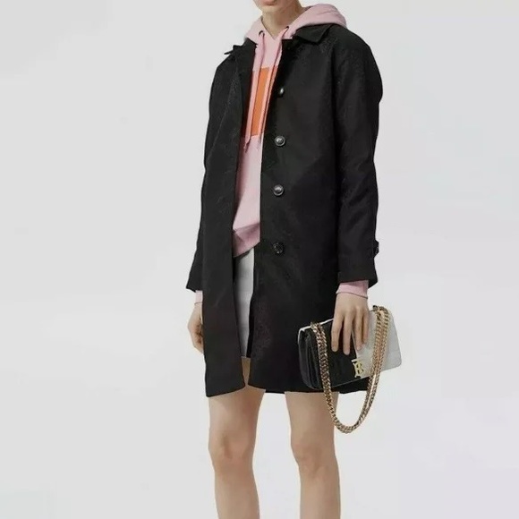 NWT black Burberry trench in subtle and sophisticated TB print - Picture 11 of 11